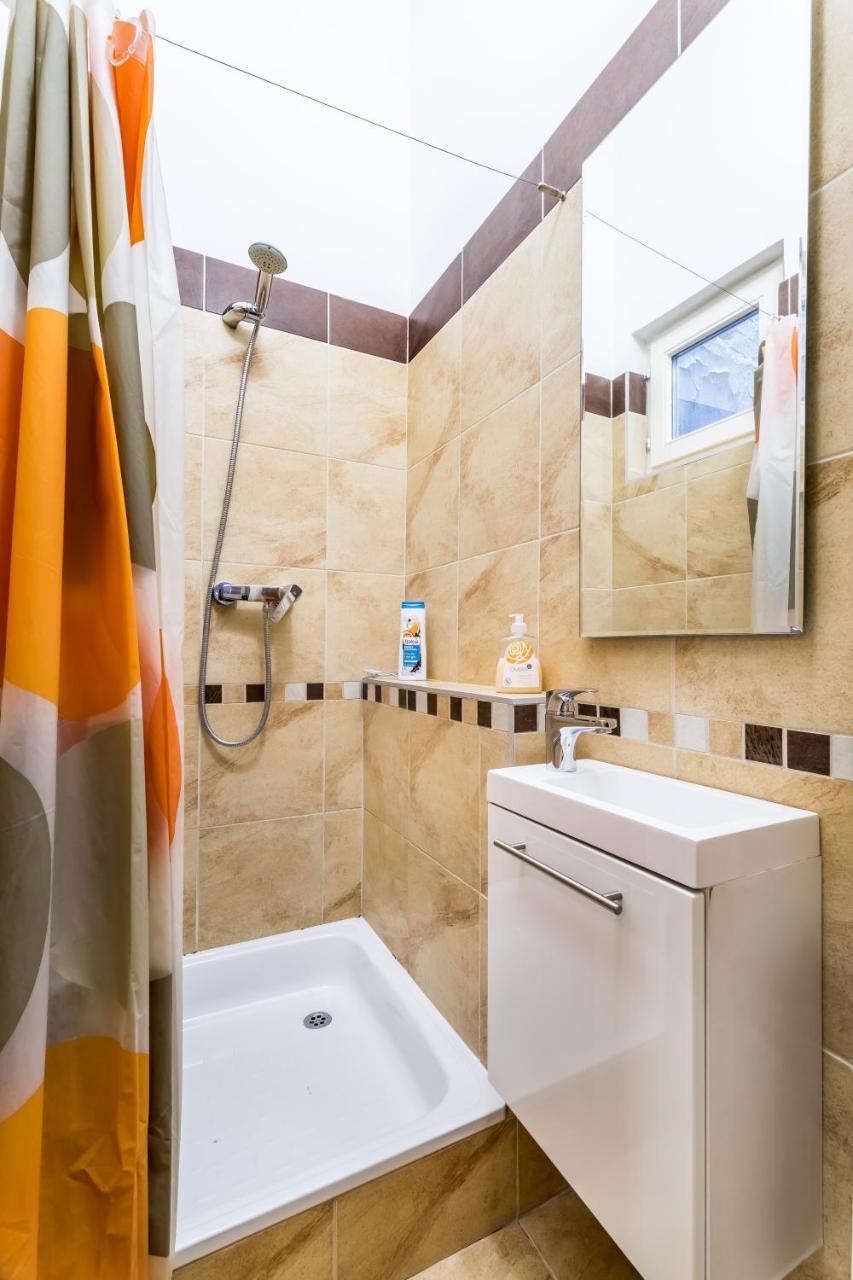 Berta - 4 Bedrooms, 3 Baths Budapest Luaran gambar